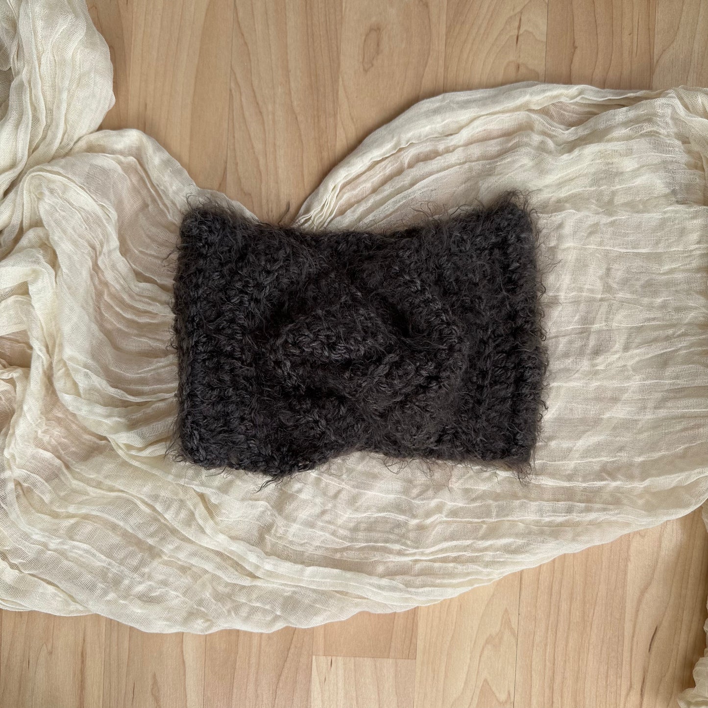 twist headband - charcoal/fuzzy