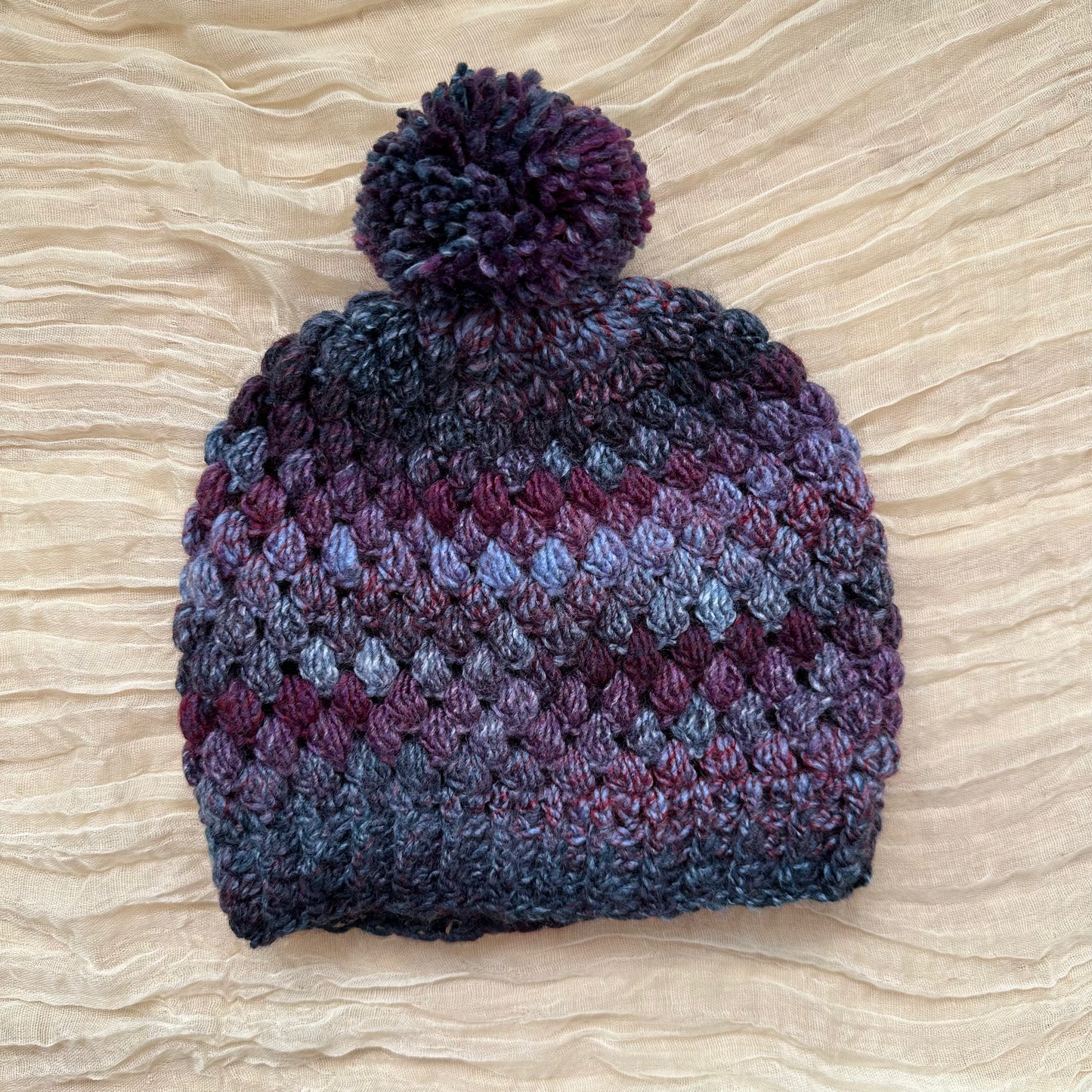 Gorro abullonado - morado multi