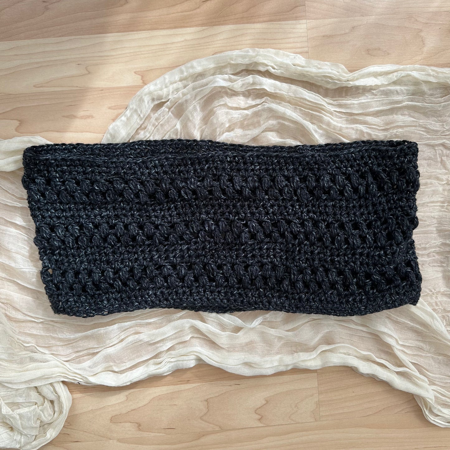 Cuello abullonado - lavado a la piedra negro